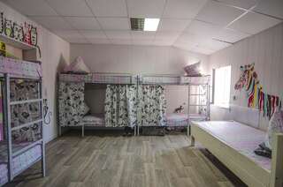 Хостелы Lucky Hostel на Крещатике Киев Спальное место на двухъярусной кровати в общем номере для мужчин-9