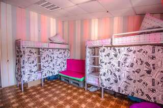 Хостелы Lucky Hostel на Крещатике Киев Спальное место на двухъярусной кровати в общем номере для женщин-19
